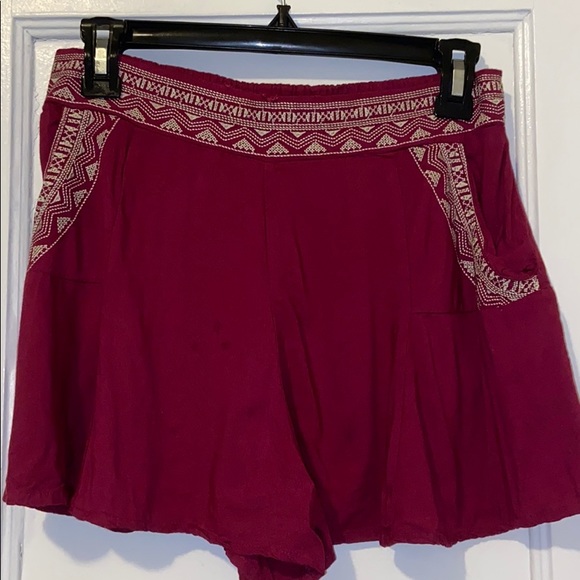 Embroider Pattern Berry Pink Purple Skirt - Picture 1 of 3